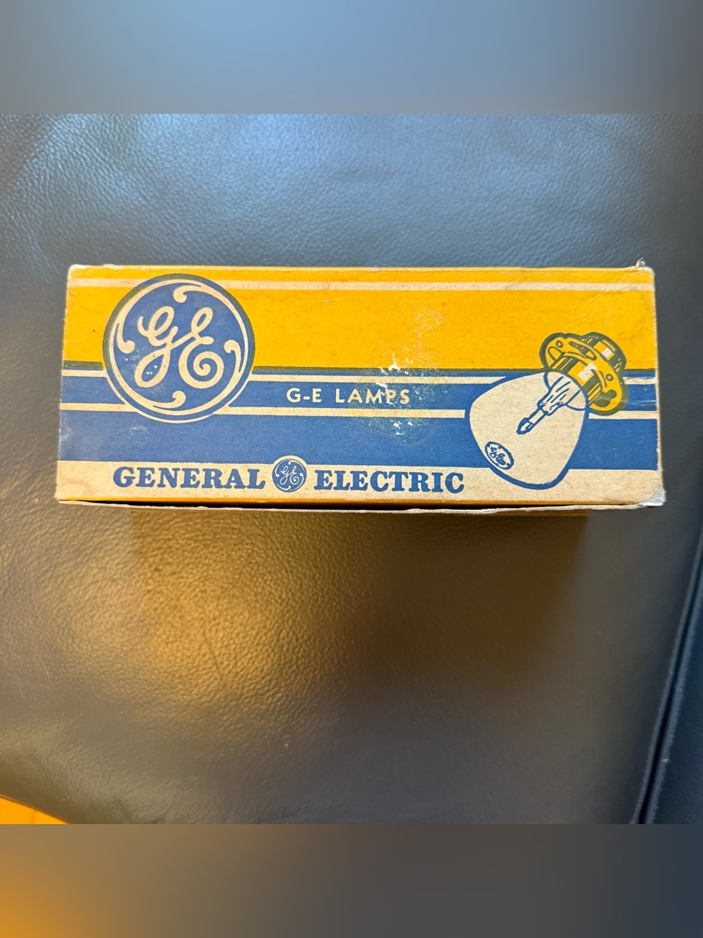 General Electric Yellow and Blue Lamp Box - GE Lamps